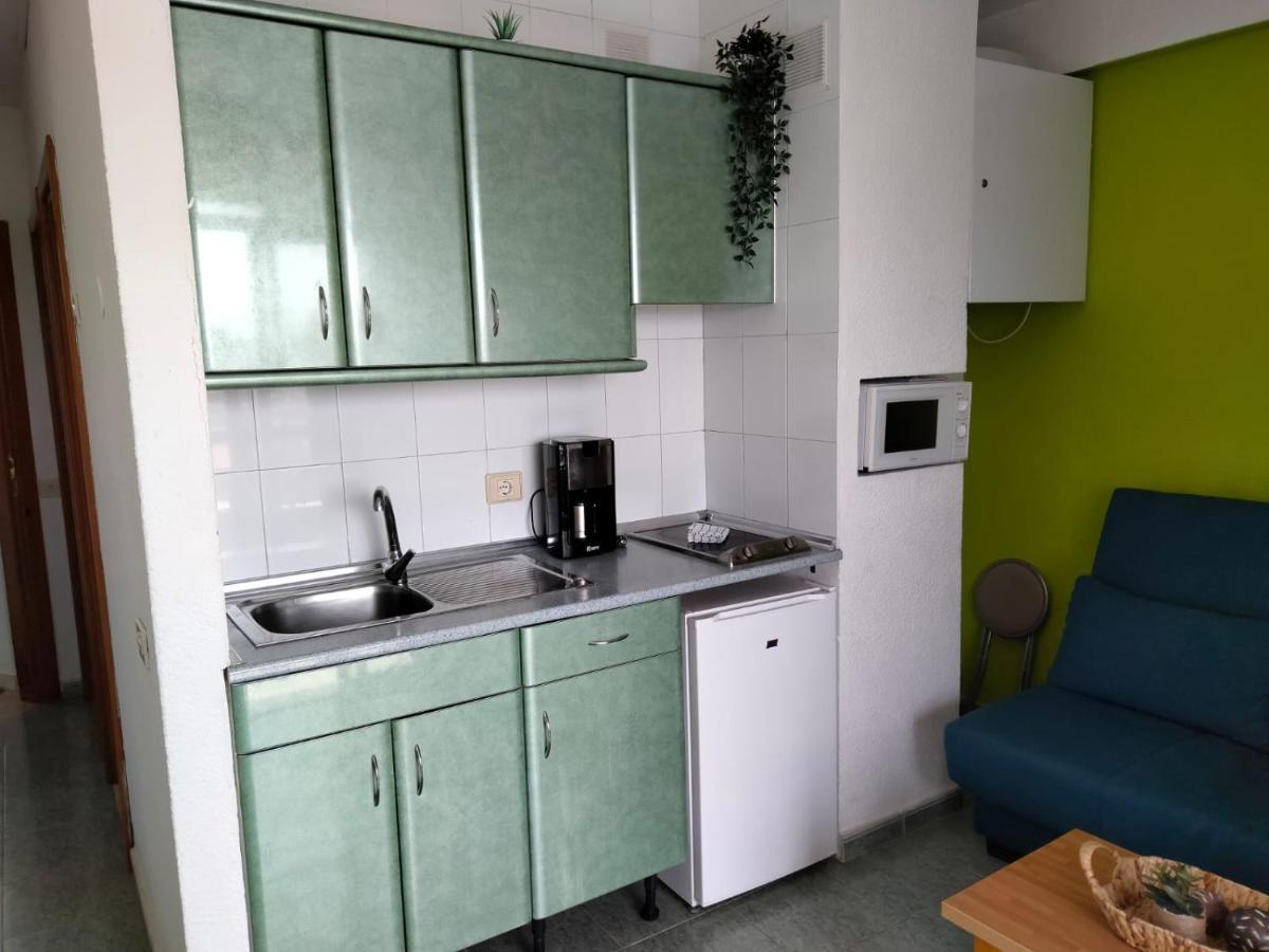 La Puesta Del Sol Apartment San Bartolome Bagian luar foto